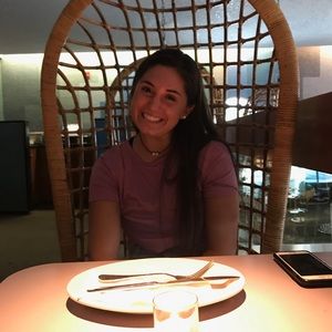 Meet your Posher, Marisa